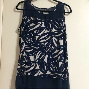 Roz & Ali Blue and White Patterned Top